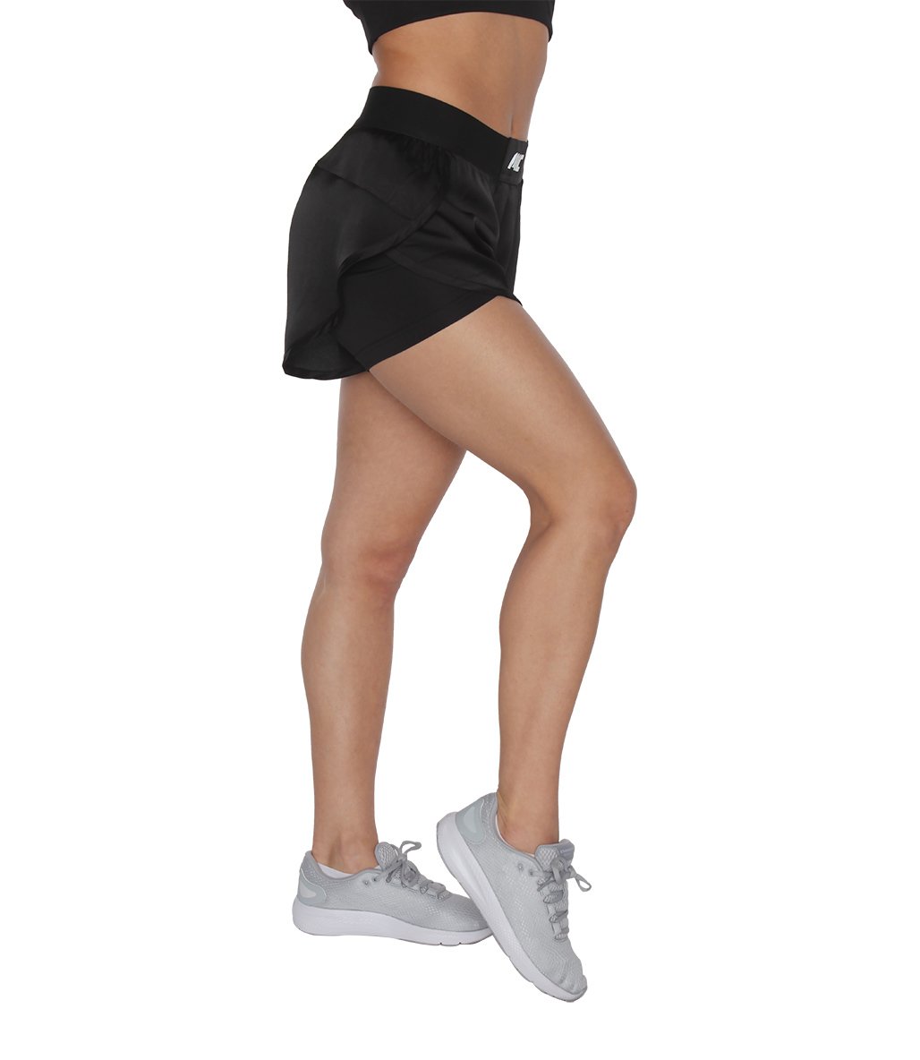 MuscleCloth 2 in 1 Kadın Taytlı Şort Siyah