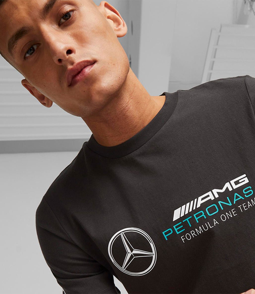 Puma Mercedes AMG Petronas Ess Logo Kısa Kollu T-Shirt Siyah