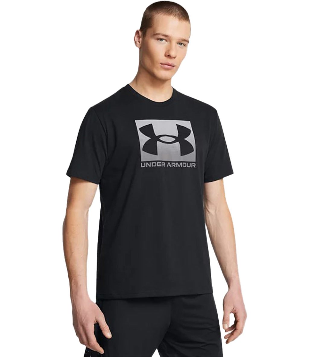 Under Armour Boxed Sports Updated K sa Kollu T Shirt Siyah K sa Kollu T Shirt